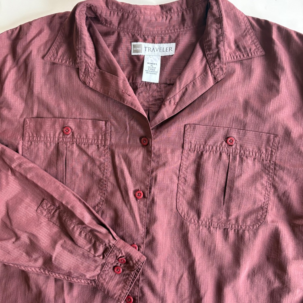 LL Bean Traveler Shirt Womens XL Burgundy Nylon Ripstop Roll Tab Long Sleeve
